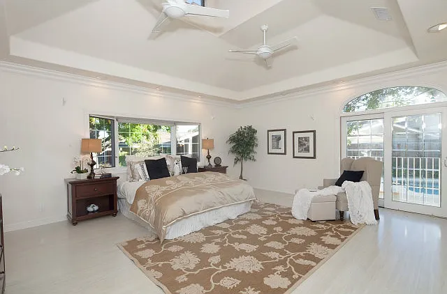 722 Bantry Ct — Photo 16