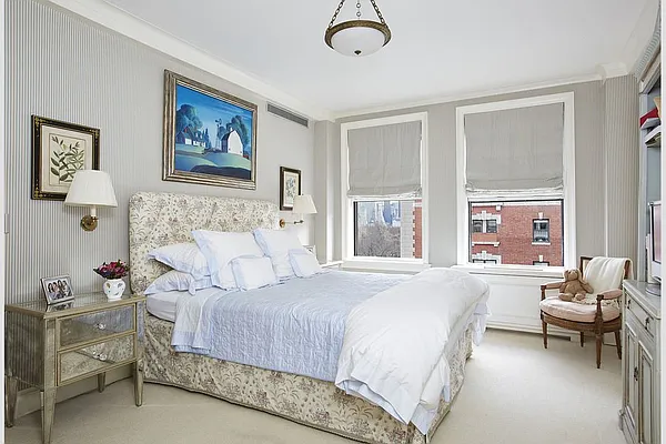 Sold by Stribling | media 8