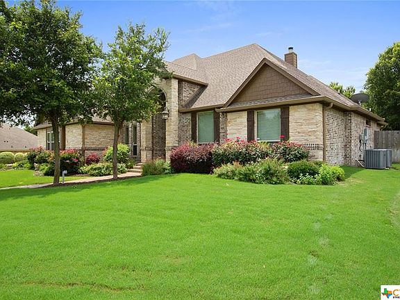 3rd image of 691 Eagle Landing Dr