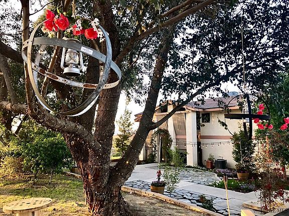 4th image of 12516 Cliff Ave