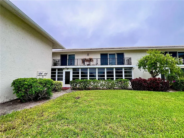 209 Palm Dr #1 — Photo 20