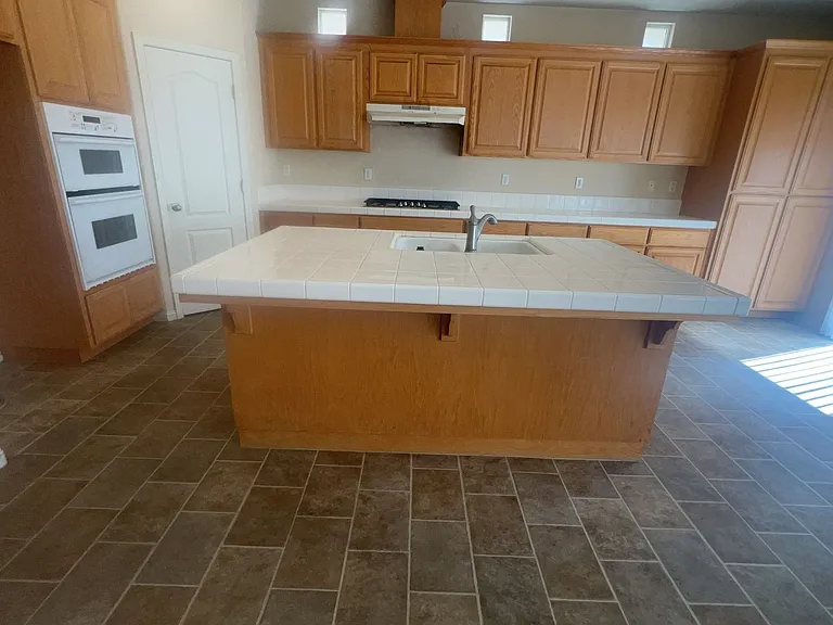 3519 Santiago Ct — Photo 6