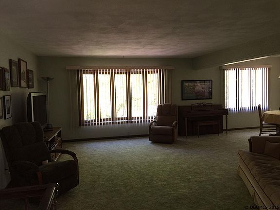 2nd image of 3051 Arbor Oaks Dr