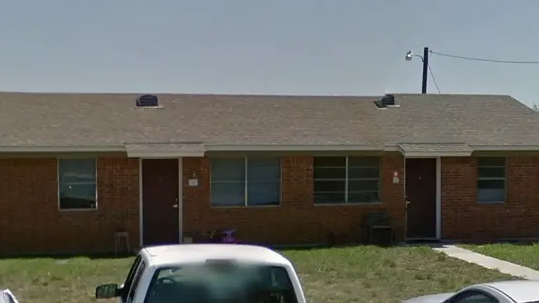 621 Jefferson St — Photo 1