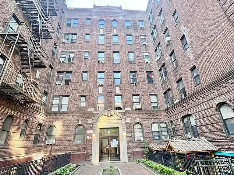 40-04 Bowne St #6B1 — Photo 15