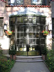 4410 Cayuga Avenue in Fieldston
