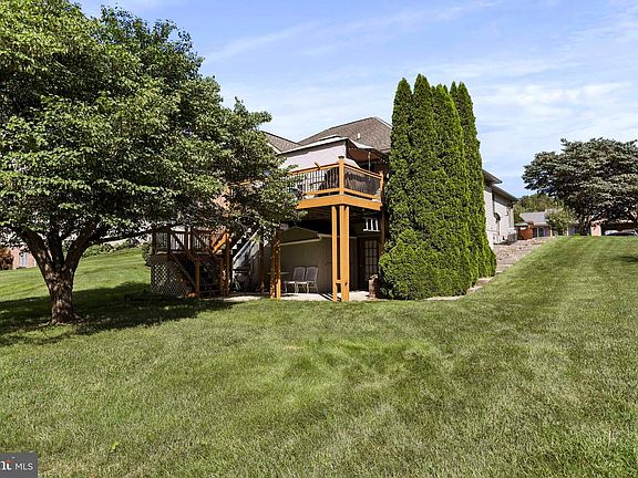 5th image of 6353 Oak Leaf Ln