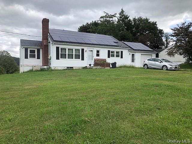 1st image of 17 Boniello Dr