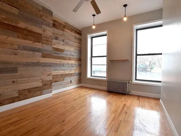 958 Atlantic Avenue 2 image 2 of 12