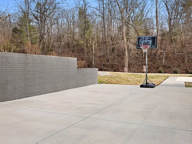 E McNelly Rd — Photo 8