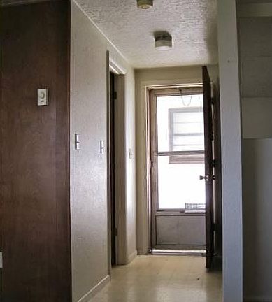 entry, bath, walk-in