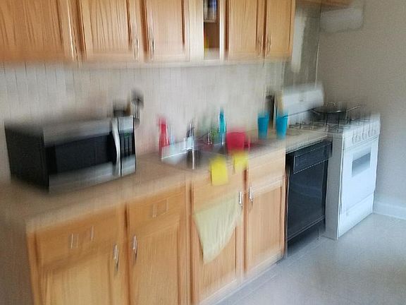 4th image of 12600 S Throop St