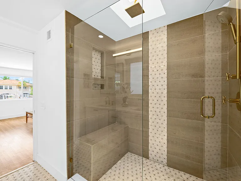 1524 Bayview Dr — Photo 27