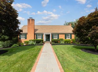 1210 W Leigh Dr, Charlottesville, VA 22901