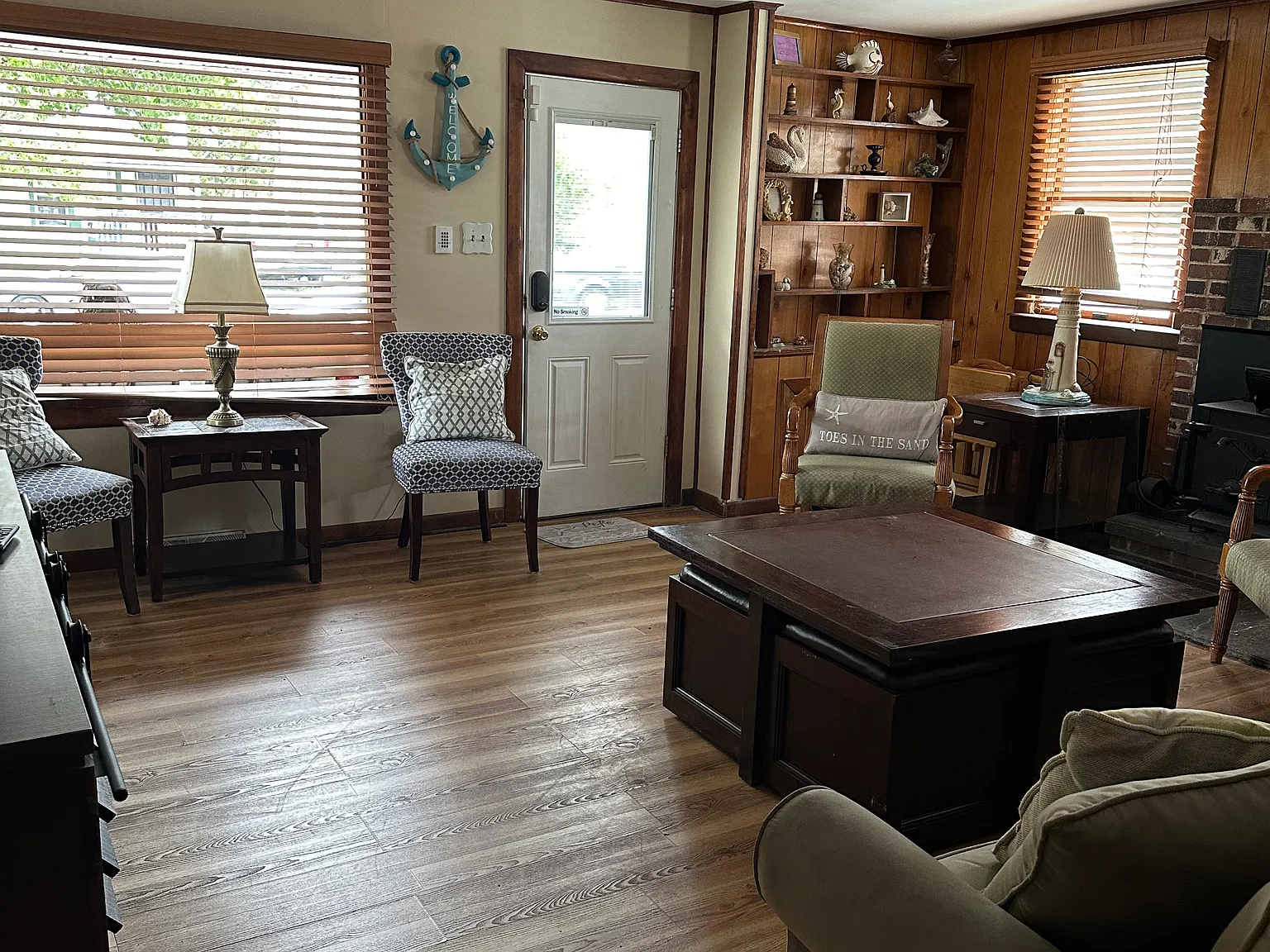 4 bed, 1.5 bath, 1232 sqft, $9,500 — Photo 4