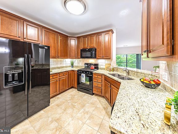 2nd image of 8435 Peace Lily Ct APT 211
