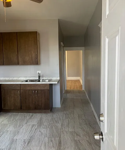 919 W Garfield Blvd #2 — Photo 7