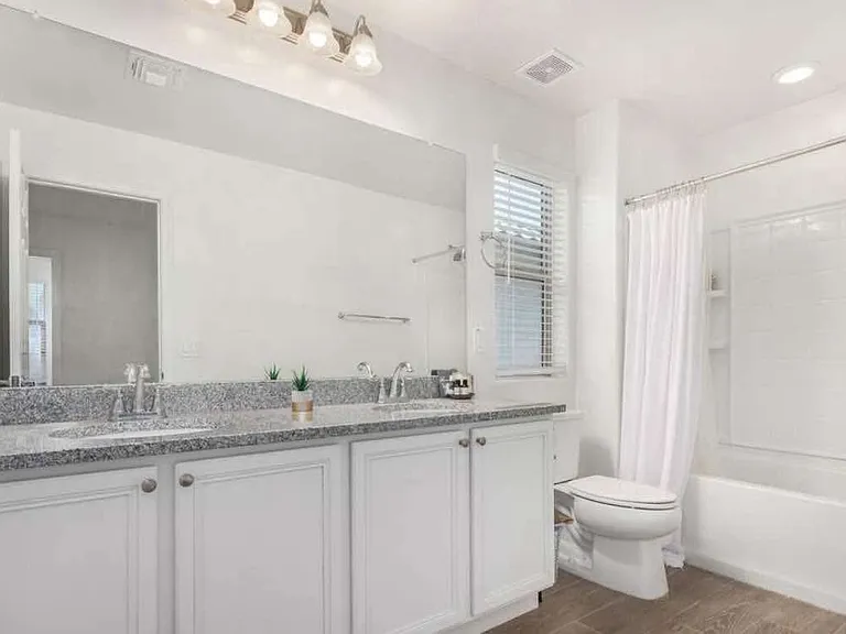 3828 S 58th Ln — Photo 13