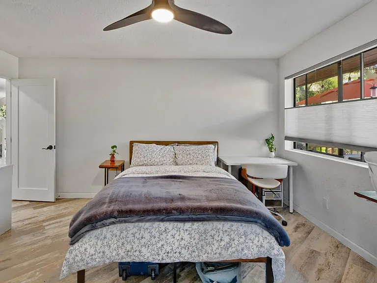 1539 San Miguel Ave — Photo 43