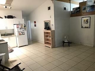 Open kitchen floor plan