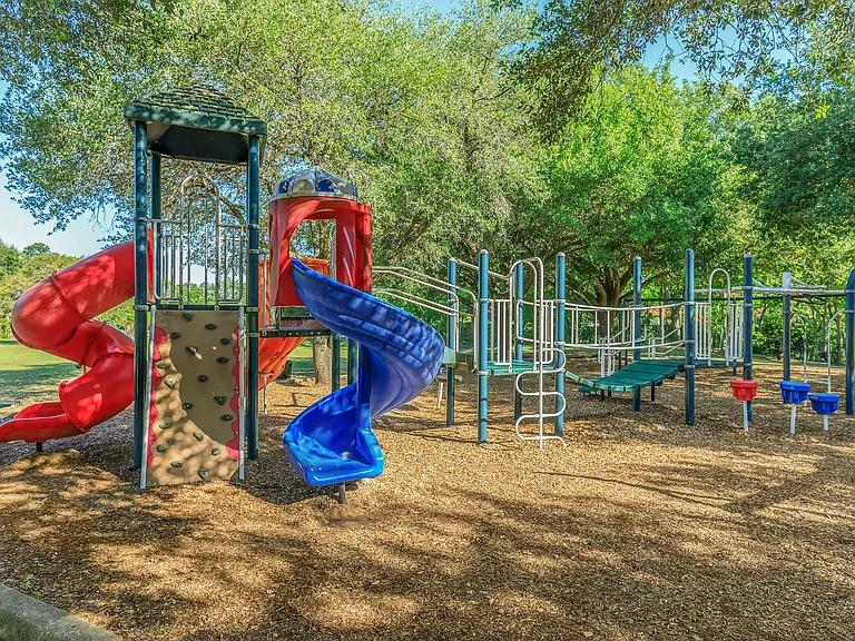 Villas At Braeburn — Photo 53