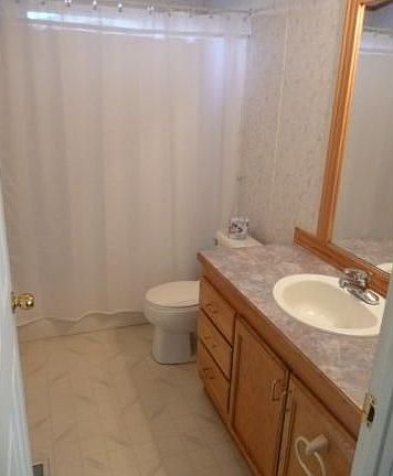 5th image of 3635 NW Port Ave