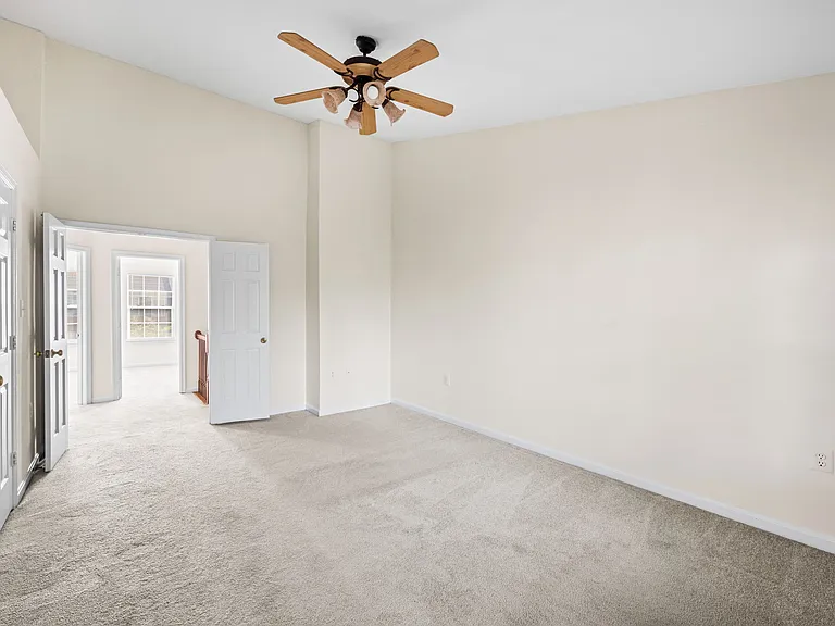 2902 Jessica Ct — Photo 21