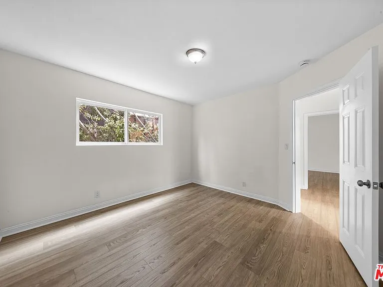 643 Pacific St #2 — Photo 24