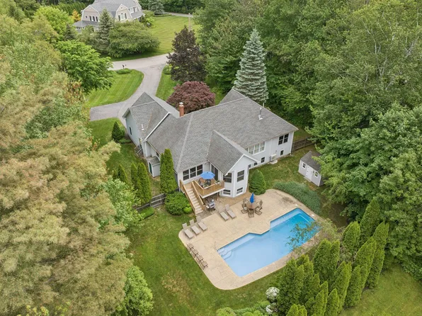 44 Carroll Street, Falmouth, ME 04105