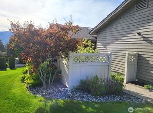 Country Club Crescent Condominiums, East Wenatchee, WA 98802