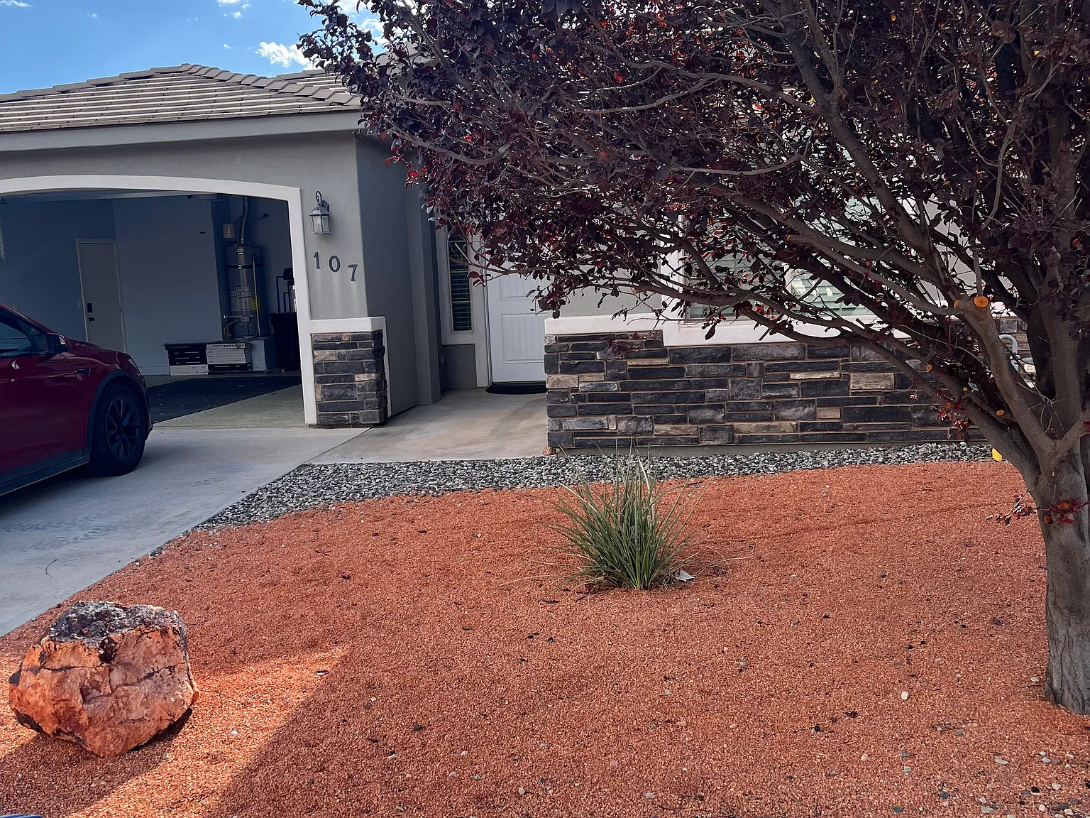 3 bed, 1568 sqft, $1,950 — Photo 2