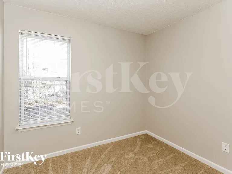 1604 Black Diamond Ct — Photo 11