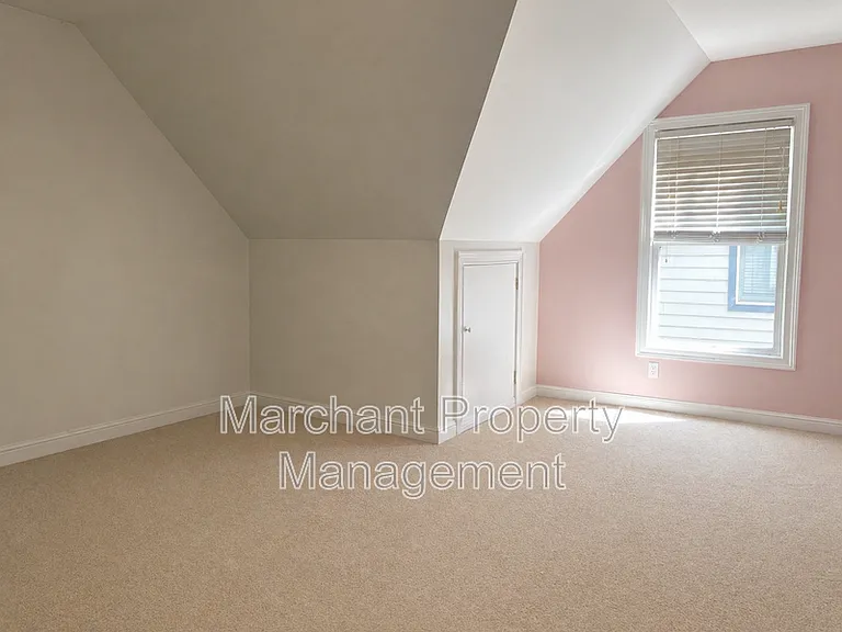 708 Bennett St #A — Photo 10
