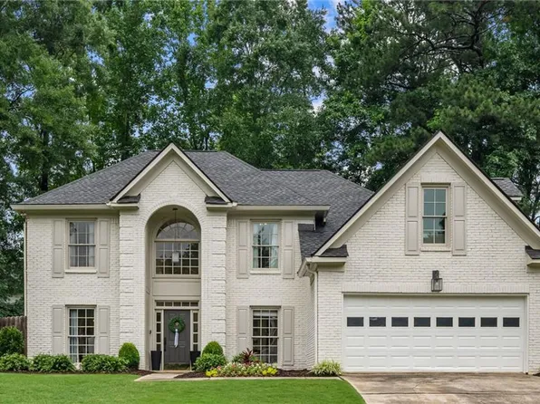 231 Red Oak Ln, Alpharetta, GA 30009
