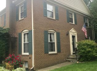 7074 Leestone St, Springfield, VA 22151