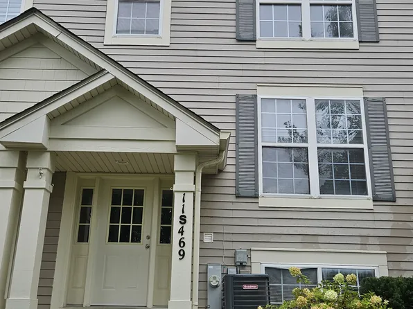 11S469 Rachael Ct, Willowbrook, IL 60527