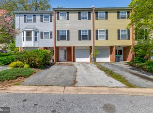 12 Martine Ct, Newark, DE 19711