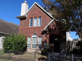 7555 Autumn Sun Dr, Houston, TX 77083