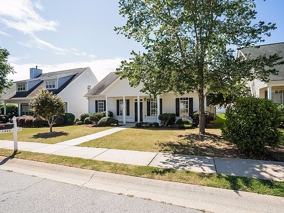 2nd image of 1995 Towne Park Dr