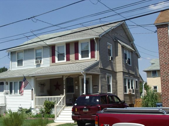 4th image of 135 Isabel Ave