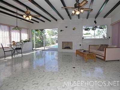 1st image of 1725 Bay Dr