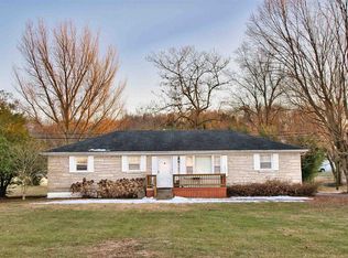 504 Valley Ter, Irvington, KY 40146