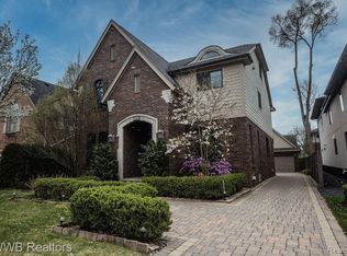 579 Wallace St, Birmingham, MI
