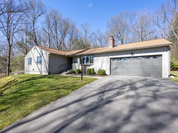 59 Thompson Street, Glastonbury, CT 06073