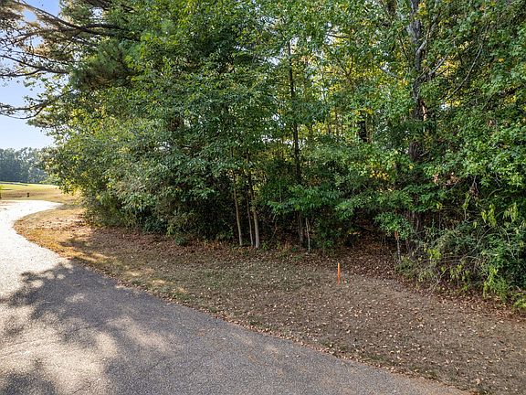 4th image of 3 Canebrake Blvd
