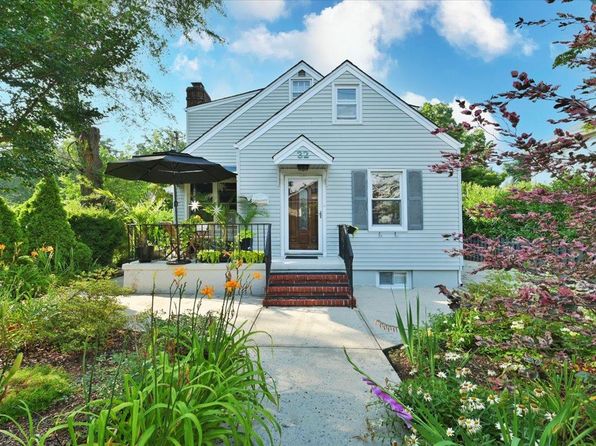 32 Franklin Ave