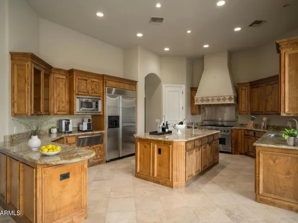 6243 E CAMELBACK Road, Scottsdale, AZ 85251