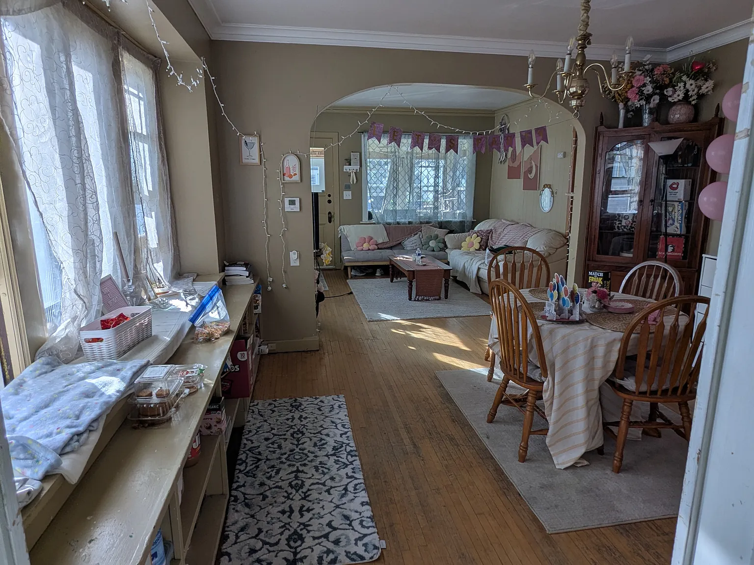 606 Main St — Photo 2
