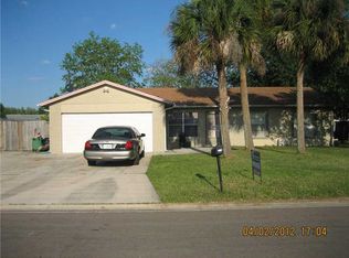 105 Lemon Ct, Kissimmee, FL 34743
