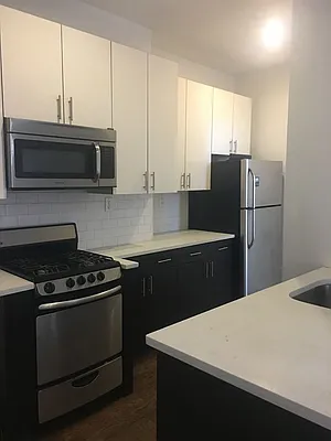 Rented by Trion Real Estate Management | media 3